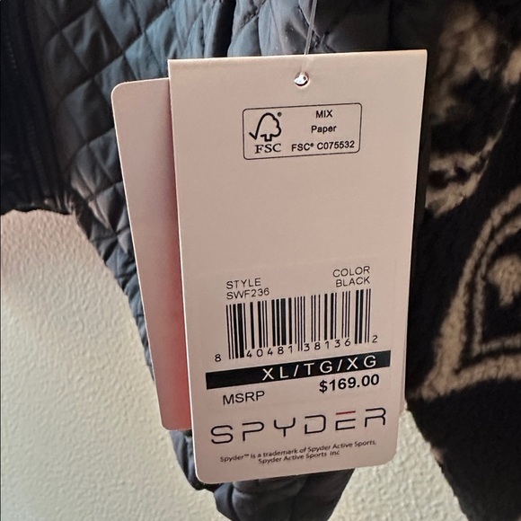 Spyder Black and White Patterned Adult Women’s Puffer Jacket NEW - Picture 3 of 6